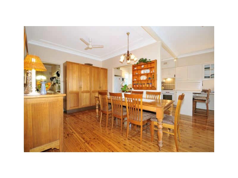 4 Olive Street, Ryde NSW 2112