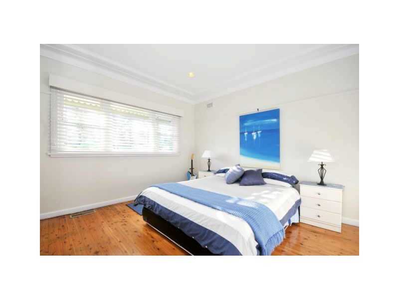 4 Olive Street, Ryde NSW 2112