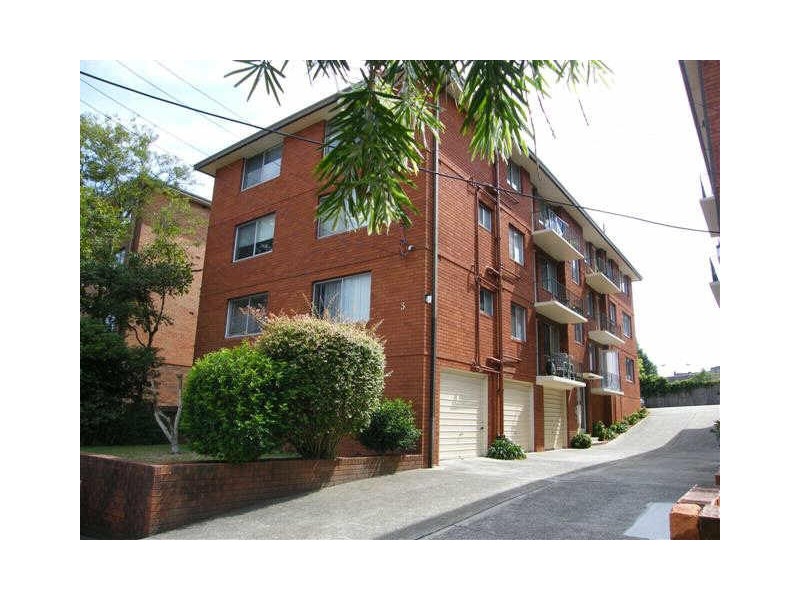 5/3 Western Crescent, Gladesville NSW 2111