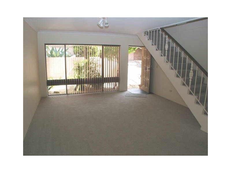 18/10-16 Batemans Road, Gladesville NSW 2111