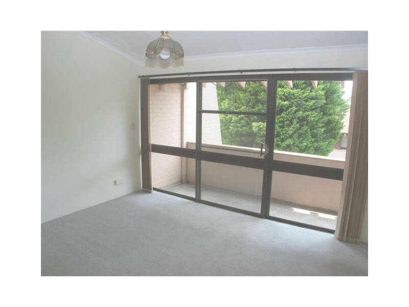 18/10-16 Batemans Road, Gladesville NSW 2111