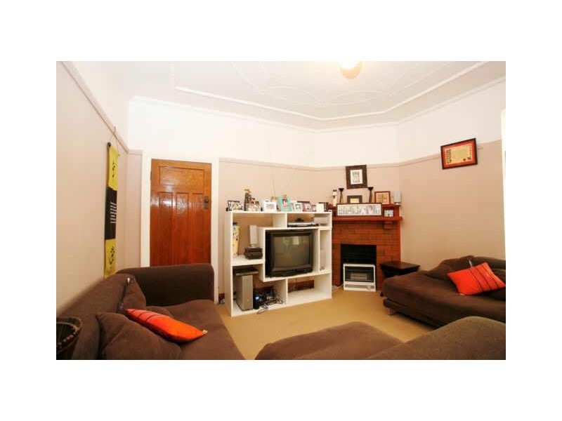 23 Lyndhurst Street, Gladesville NSW 2111