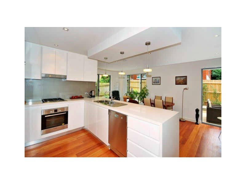 2/15A Linsley Street, Gladesville NSW 2111