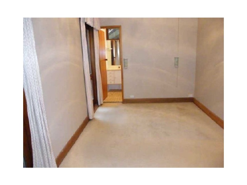 30 Finch Avenue, East Ryde NSW 2113