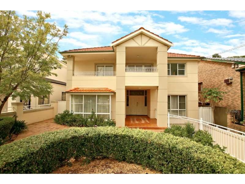 52 Woodward Avenue, Strathfield NSW 2135