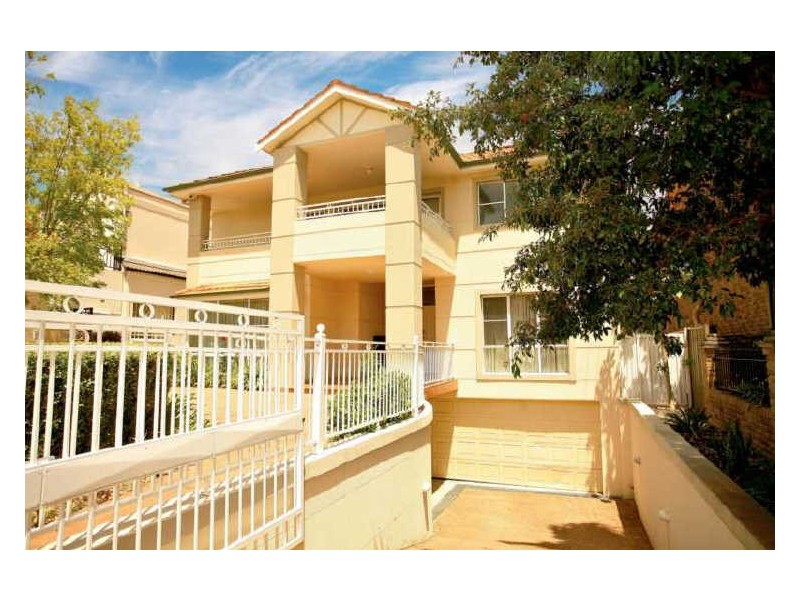 52 Woodward Avenue, Strathfield NSW 2135