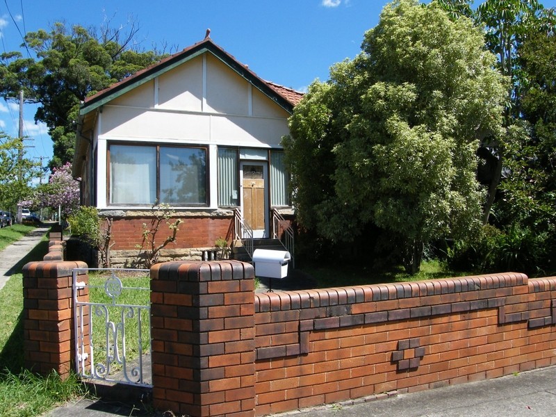 18 Buffalo Road, Gladesville NSW 2111