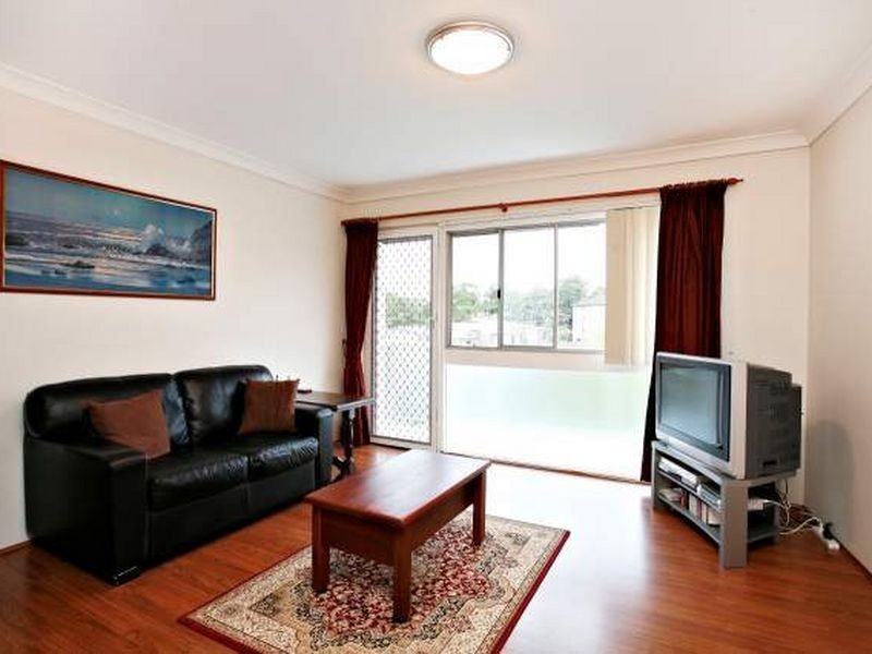 12/19 Cambridge Street, Gladesville NSW 2111