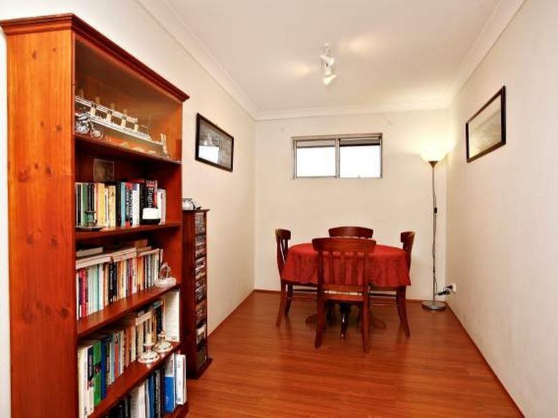 12/19 Cambridge Street, Gladesville NSW 2111