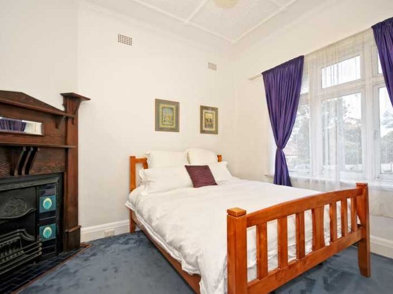 4 Lyndhurst Street, Gladesville NSW 2111