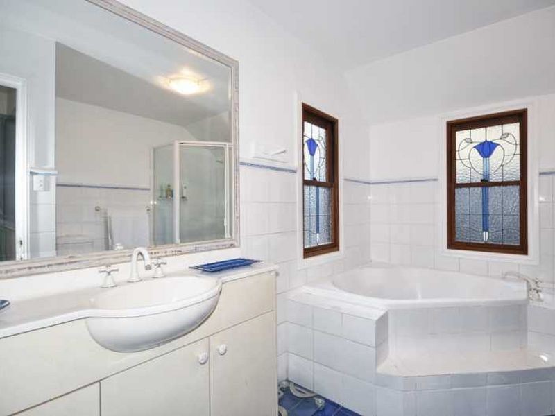 4 Lyndhurst Street, Gladesville NSW 2111