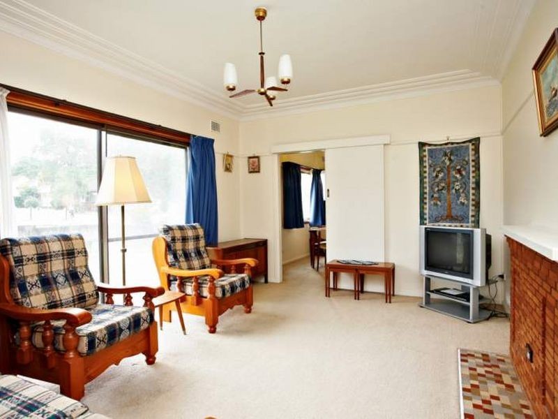 2A Warner Street, Gladesville NSW 2111