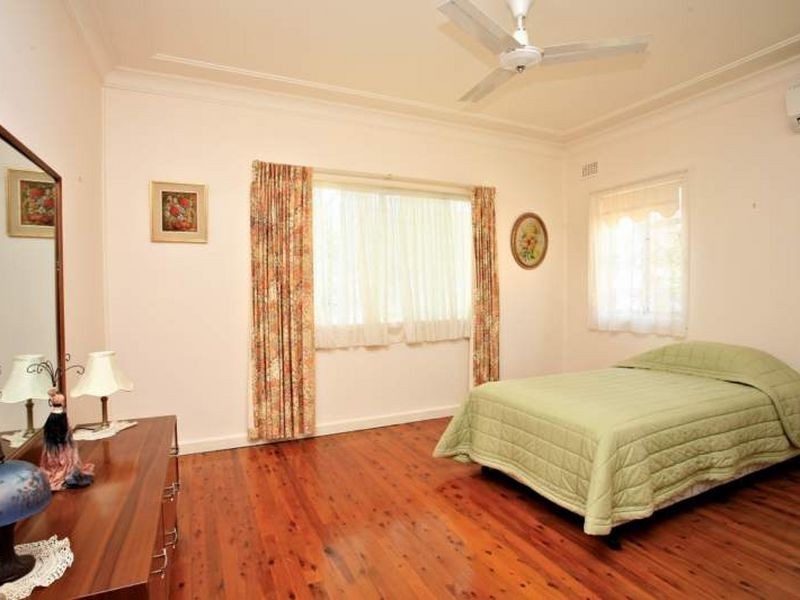 24 Manning Road, Gladesville NSW 2111