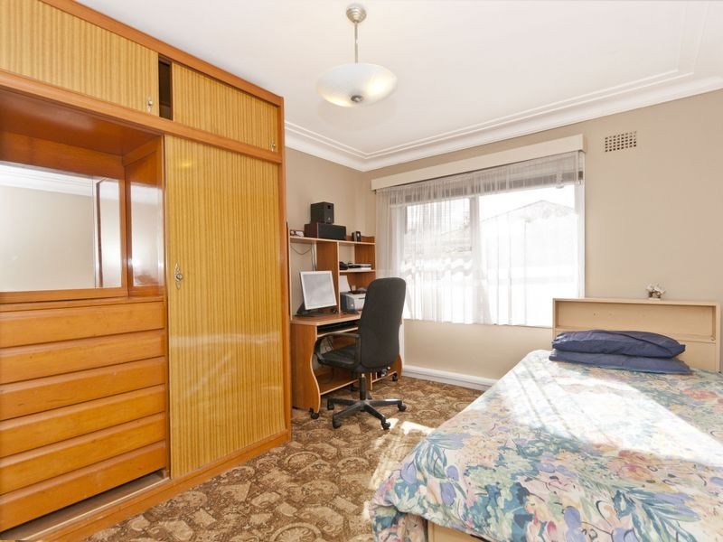 17 Bluett Avenue, East Ryde NSW 2113