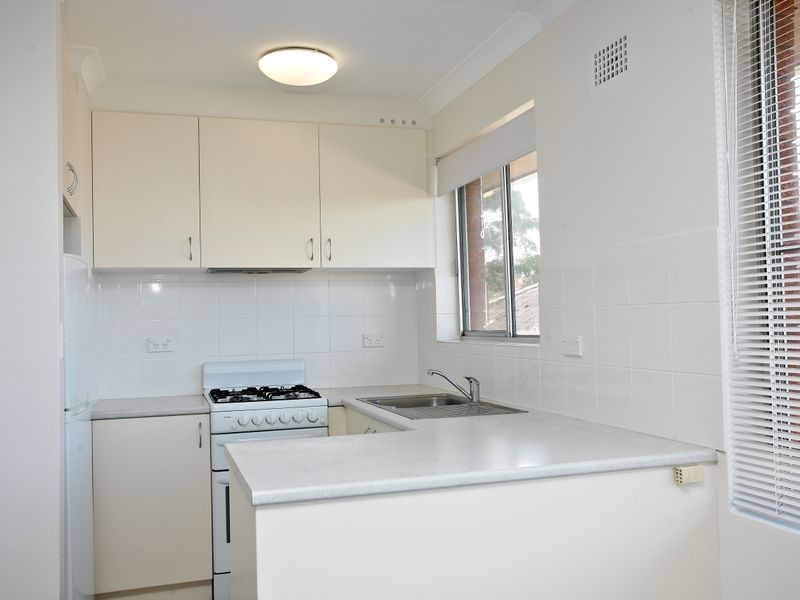12/6 Punt Rd, Gladesville NSW 2111