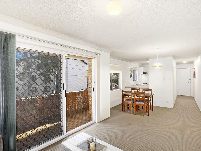 3/18 Linsley St, Gladesville NSW 2111