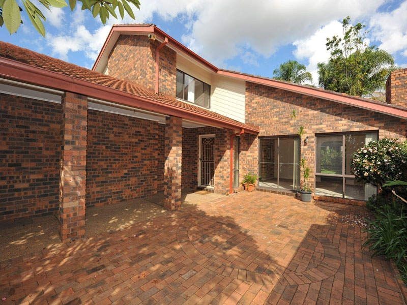 2/14 Bertrand Close, Marsfield NSW 2122