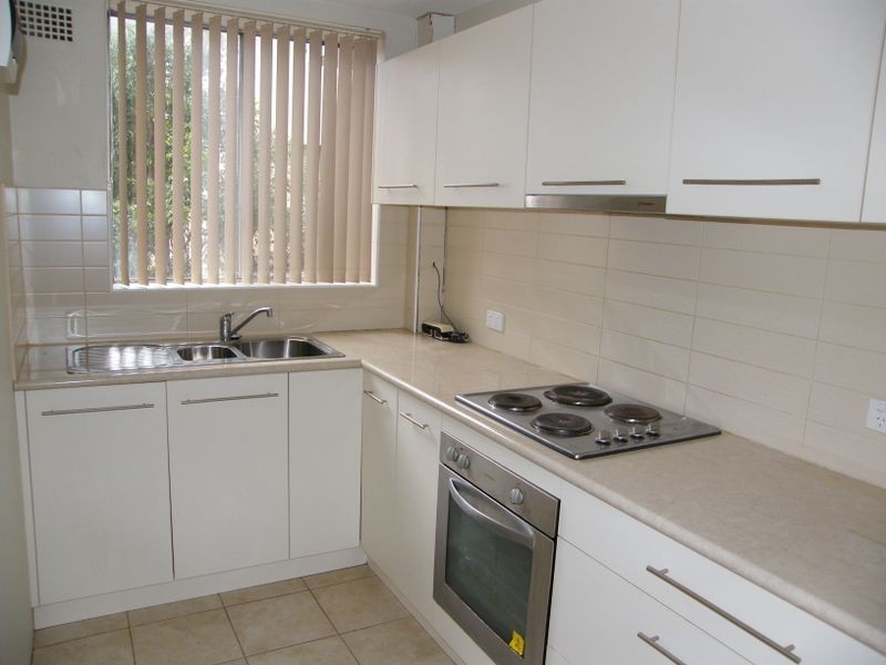 2/15 Linsley Street, Gladesville NSW 2111