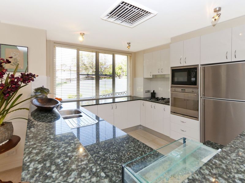 1/1 Fryar Place, Huntleys Cove NSW 2111