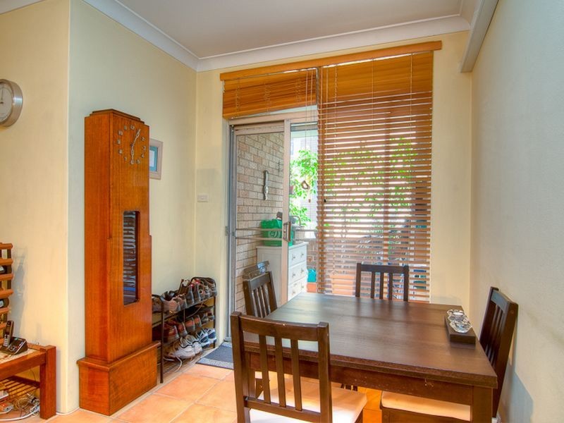 2/27 Morrison Road, Gladesville NSW 2111