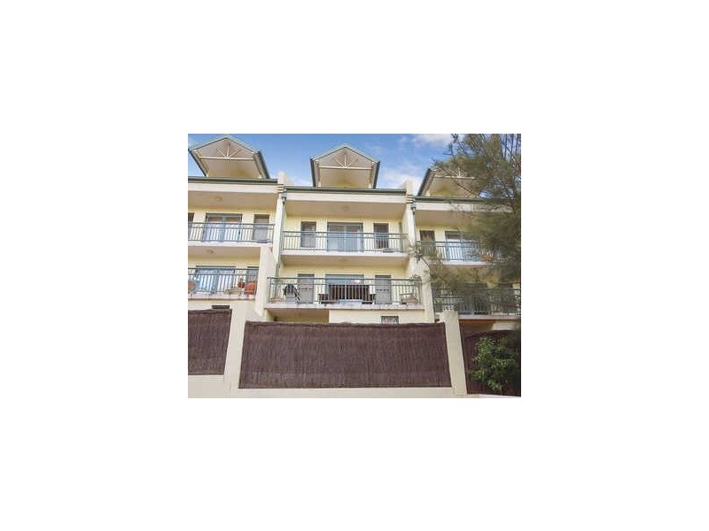 17 Taylors Drive, Lane Cove NSW 2066