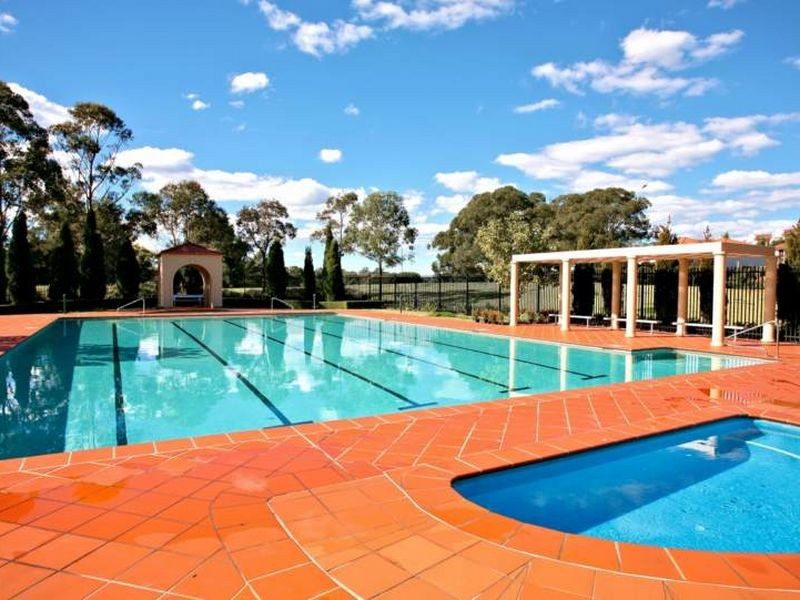 12/4 Mortimer Lewis Drive, Huntleys Cove NSW 2111