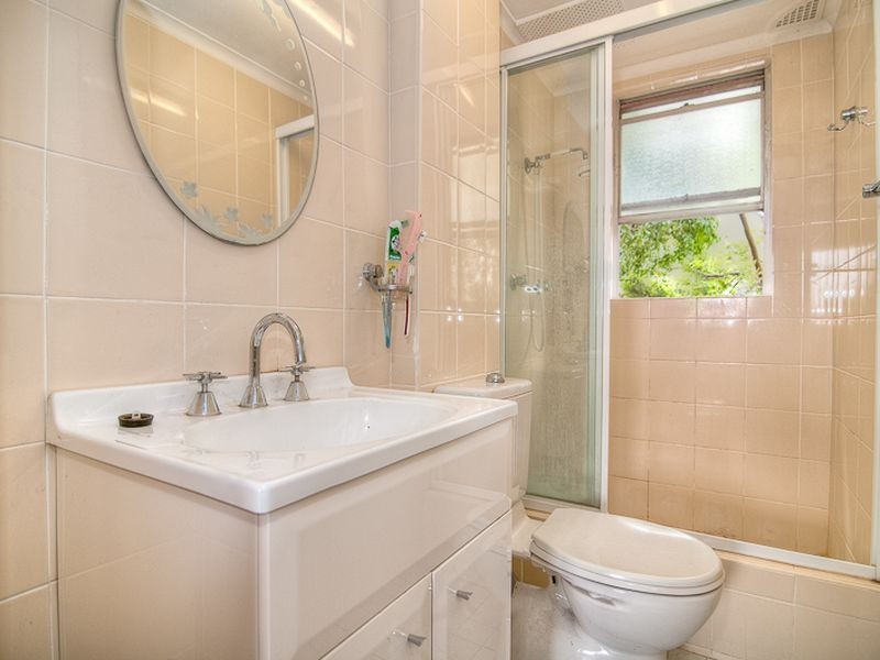 21/5 Western Crescent, Gladesville NSW 2111