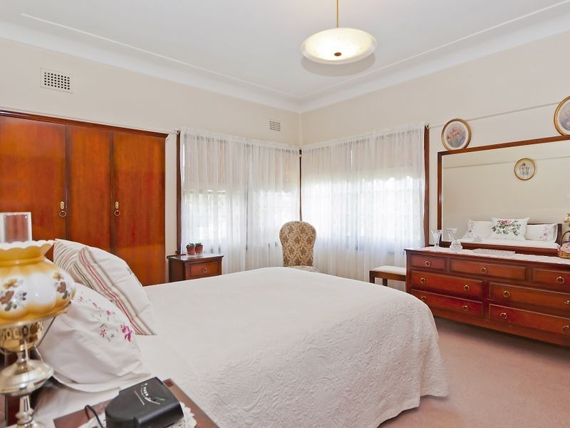 23 Stanbury Street, Gladesville NSW 2111