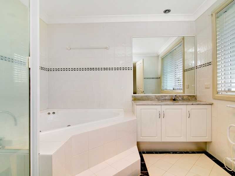 1 Waruda Place, Huntleys Cove NSW 2111