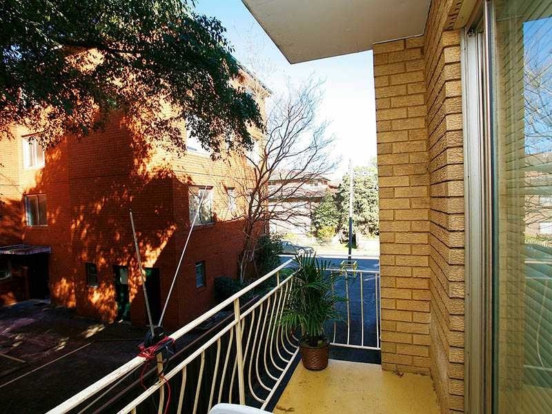 2/3 Blair Street, Gladesville NSW 2111