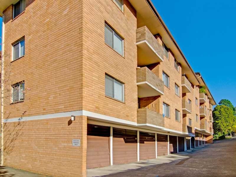 18/36 Wharf Road, Gladesville NSW 2111