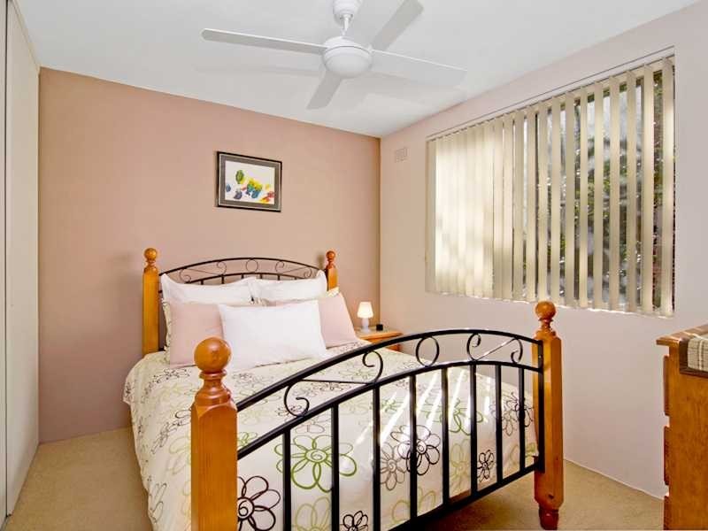 4/15 Linsley Street, Gladesville NSW 2111