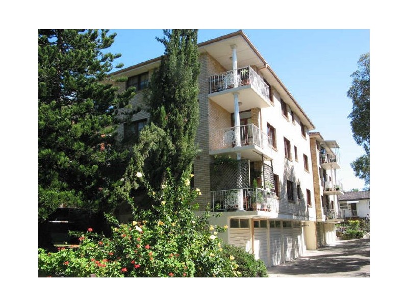 2/12 Pittwater Road, Gladesville NSW 2111