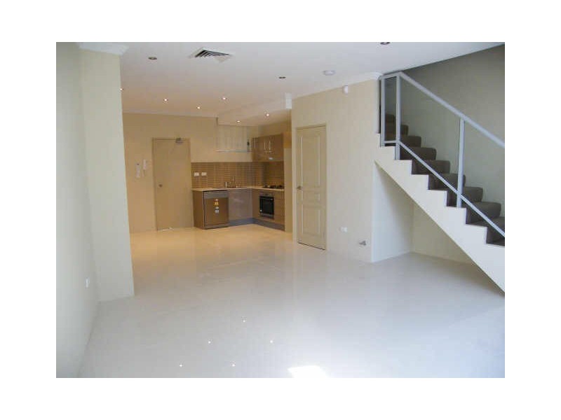 11/3-7 Cowell Street, Gladesville NSW 2111