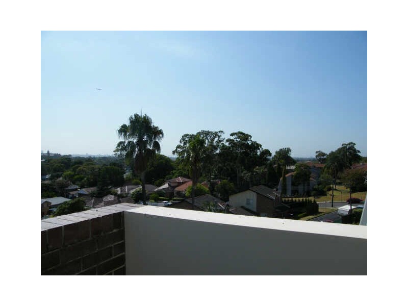 11/3-7 Cowell Street, Gladesville NSW 2111