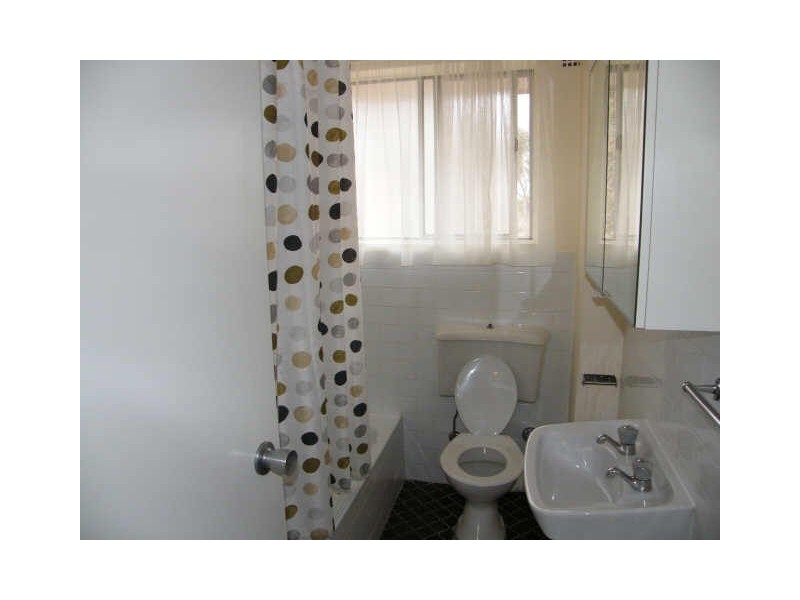 16/11A Cambridge Street, Gladesville NSW 2111