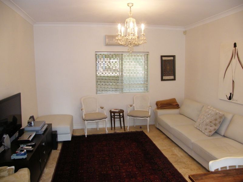 8 Westmins Road, Gladesville NSW 2111