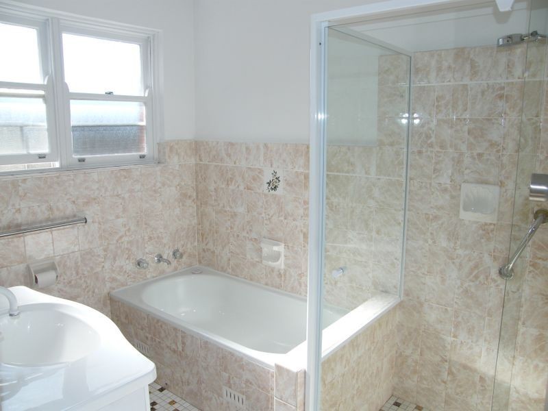 8/10 Pittwater Road, Gladesville NSW 2111