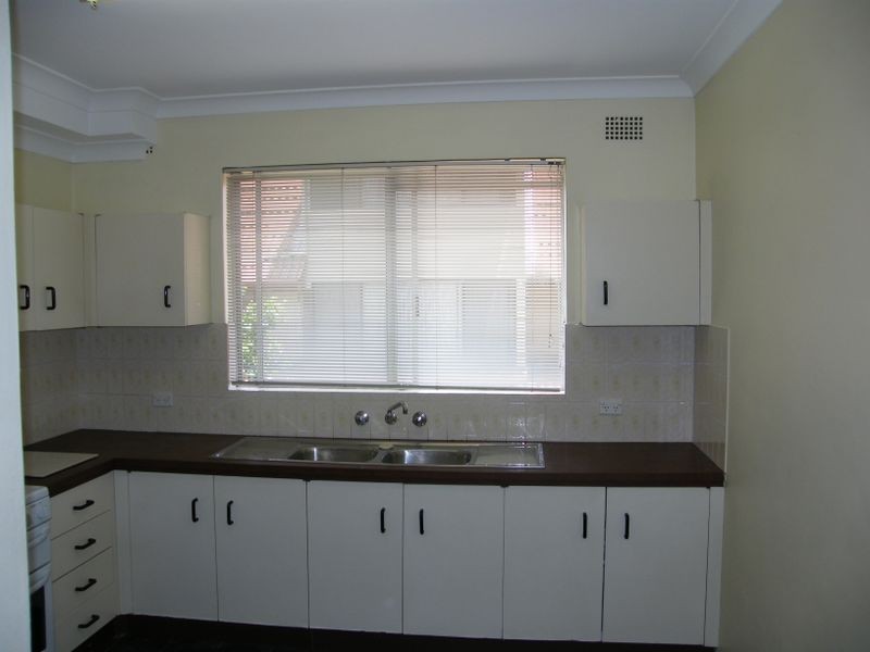 2/5-7 Wharf Road, Gladesville NSW 2111