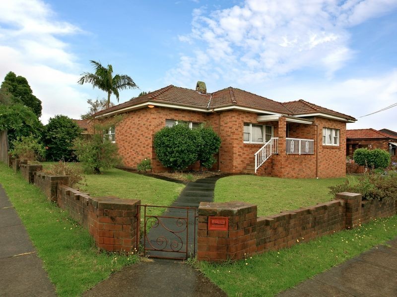 1 Eastview Avenue, North Ryde NSW 2113