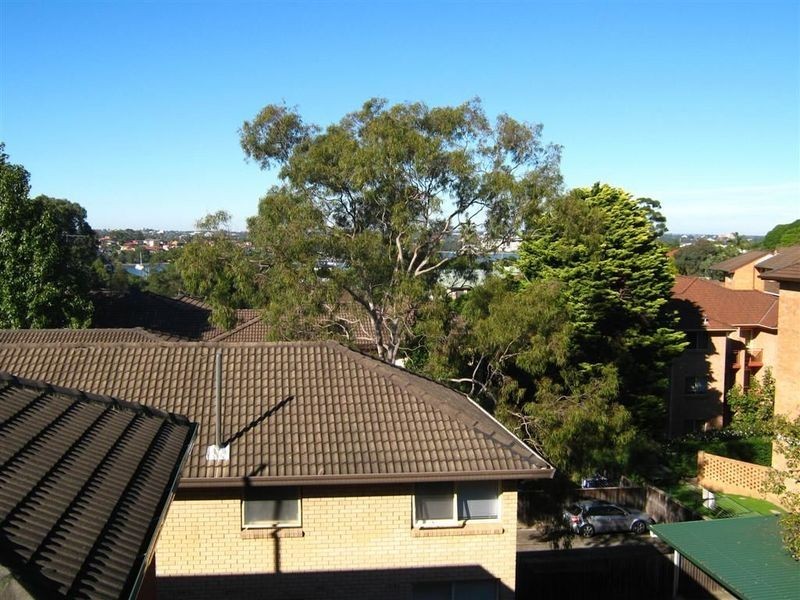 16/21 Pearson Street, Gladesville NSW 2111