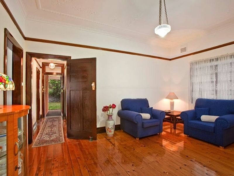 22 Raven Street, Gladesville NSW 2111