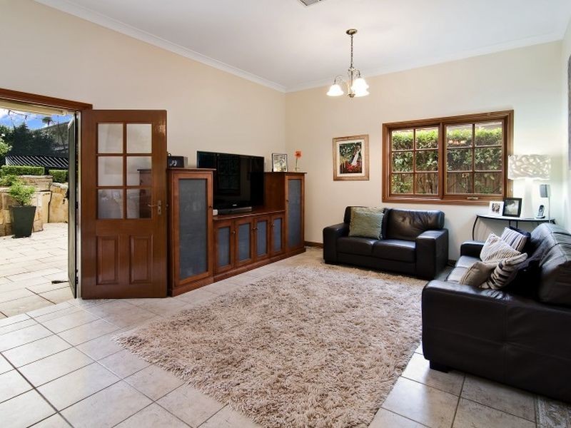 74 Western Crescent, Gladesville NSW 2111