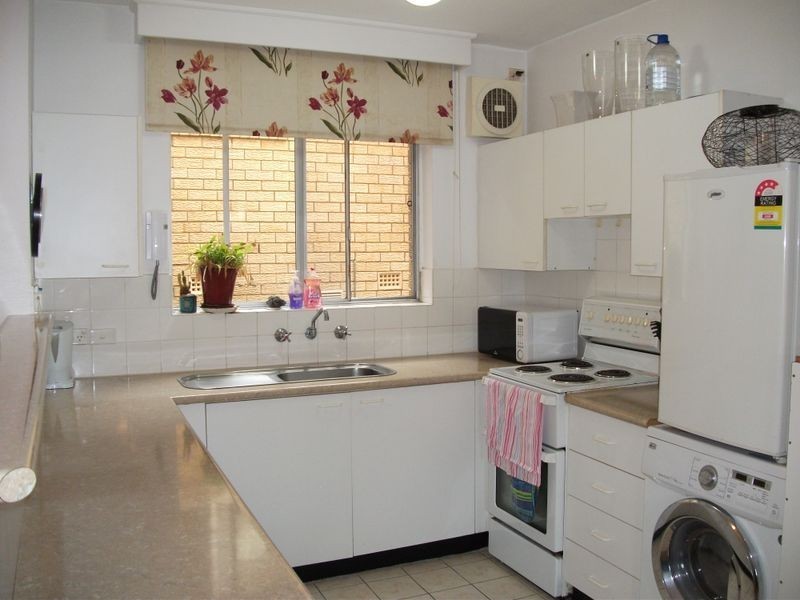 8/12 Meriton Street, Gladesville NSW 2111