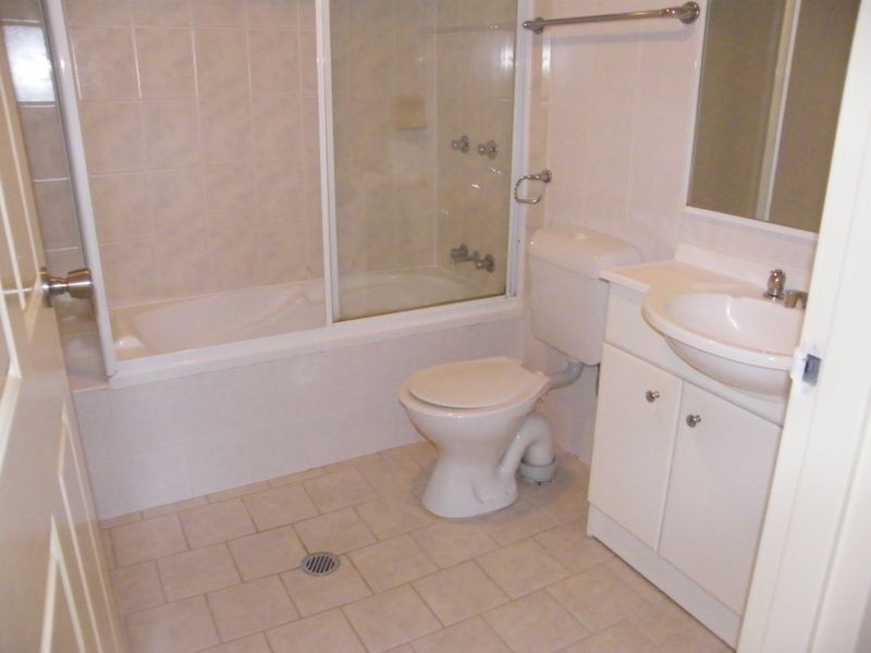 8/1-3 Linsley Street, Gladesville NSW 2111