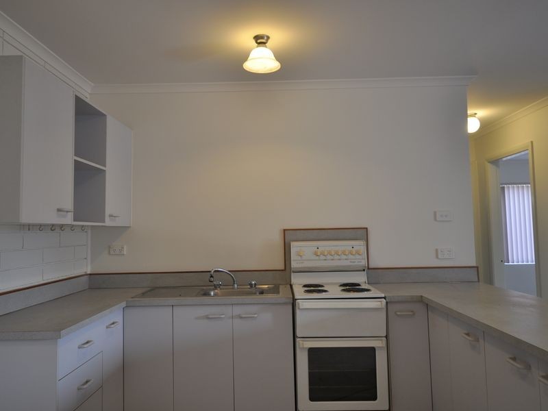 2/171 Avoca Drive, Green Point NSW 2251