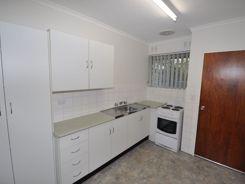 4/16 Pemell Street, Wyoming NSW 2250