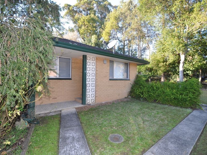 4/16 Pemell Street, Wyoming NSW 2250