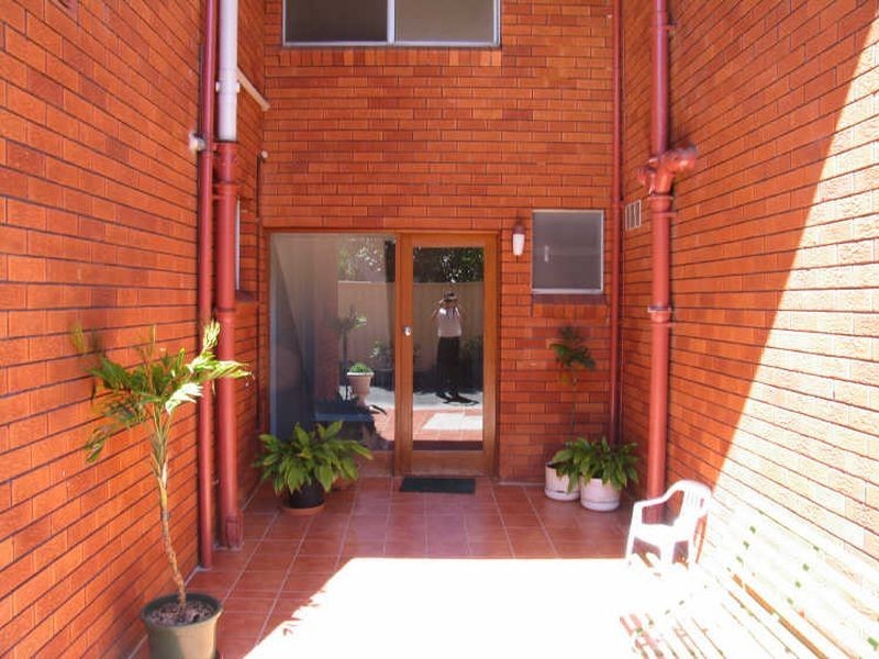 4/28 Caroline Street, East Gosford NSW 2250
