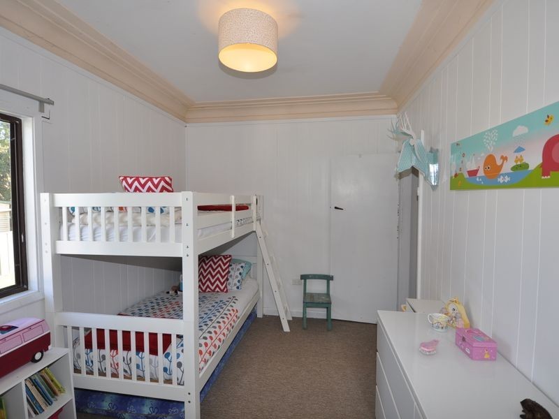 32 Serpentine Road, Erina Heights NSW 2260